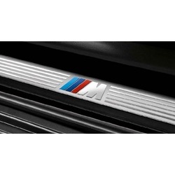BMW     - BMW F20.  2