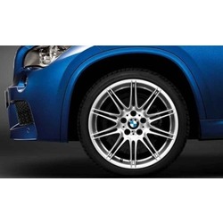 BMW    M Double-Spoke 225